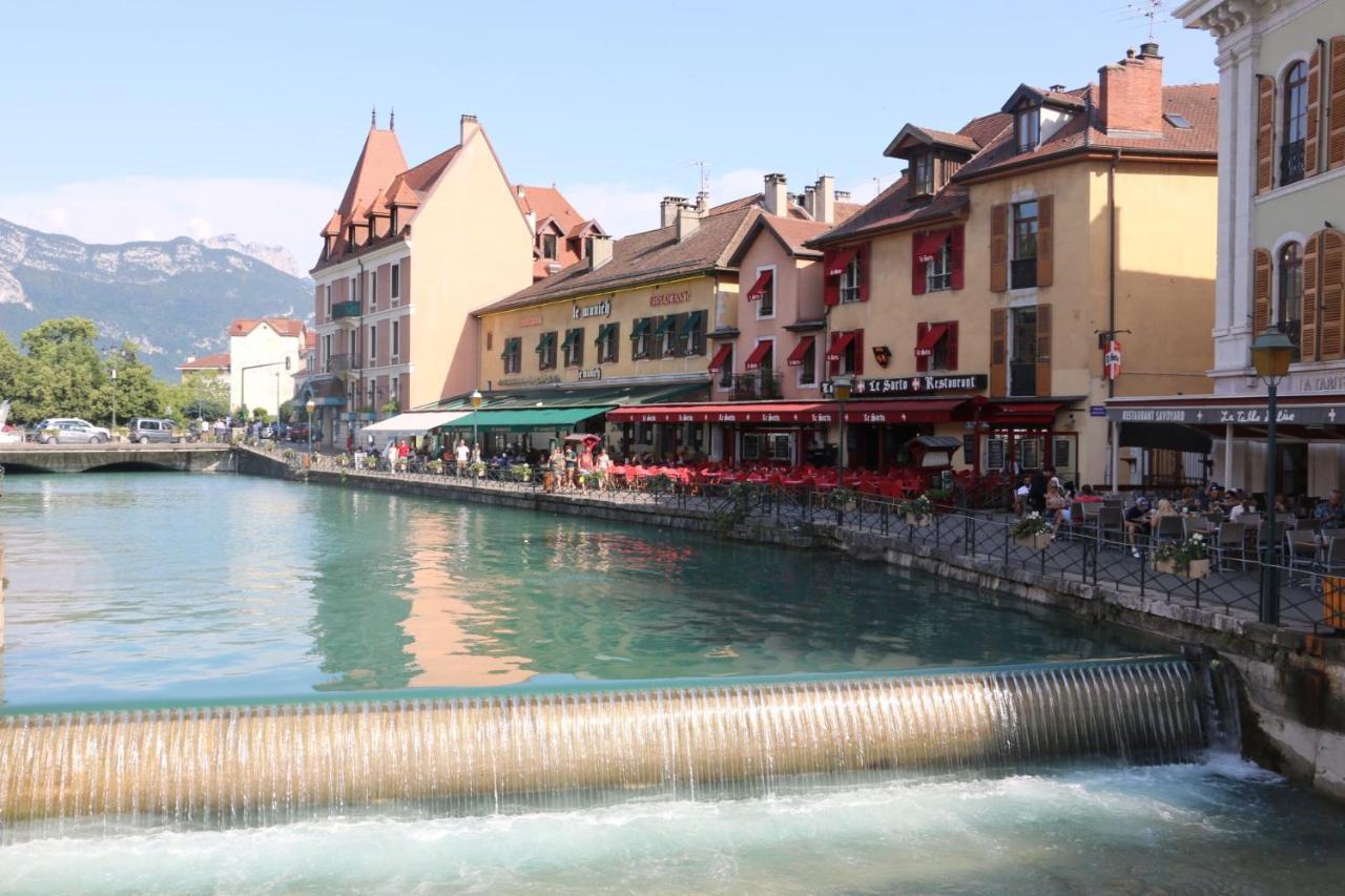 Pause Cafe Avec Sauna Annecy Luaran gambar